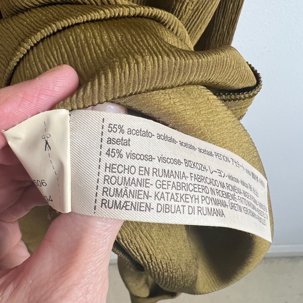 Massimo Dutti Size 4 Olive Green Chic Minimalist Textured Knee Length Dress‎ - Picture 9 of 9